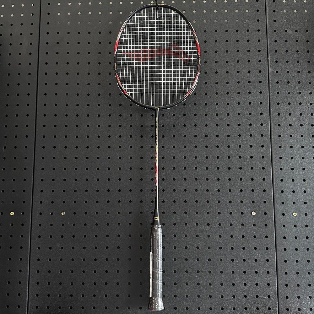 Li Ning Super Series SS 900 (84 Grams) Badminton Racquet /  Badminton Racket